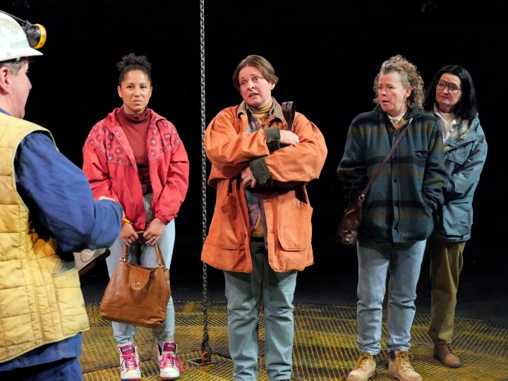 RET QUEENS OF THE COAL AGE - L-R John Elkington(Des),Danielle Henry__ (Lesley),Eve Robertson(Elaine),Jane Hazlegrove(Dot),Kate Anthony(Anne) -__ image Keith Pattison.jpg
