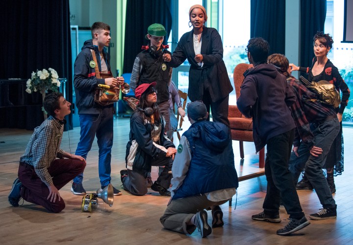 Rx Theatre - The Tempest at Abraham Moss (2)